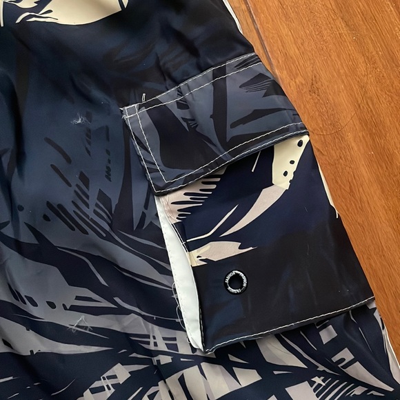 New! Set of 2 swim trunks waist approx 13.5” wide laying flat - Picture 3 of 12